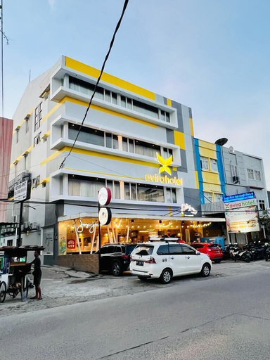 Avira Hotel Panakkukang - Makassar