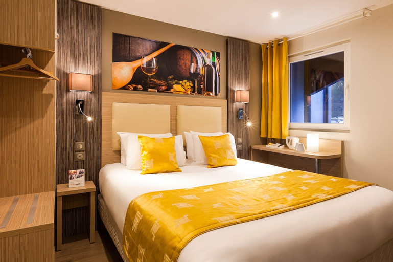 Bedroom 24