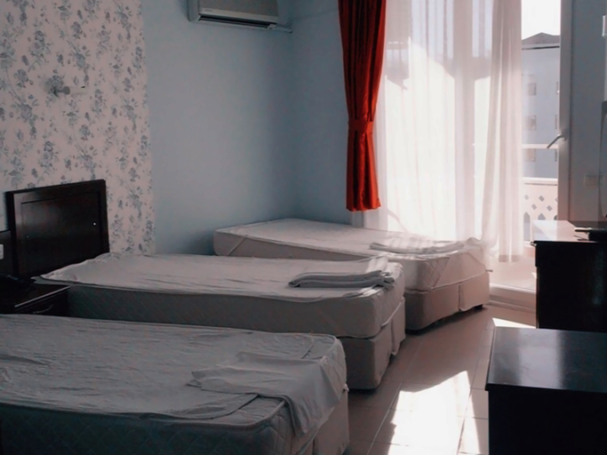 Bedroom 4, DE MARE FAMLY HOTEL, Alanya