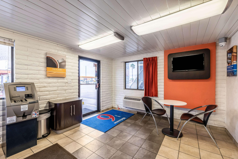 Public Area 3, Motel 6 Eloy, AZ - Casa Grande, Pinal