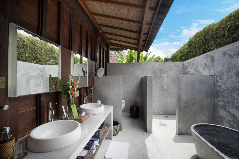 Bathroom 4