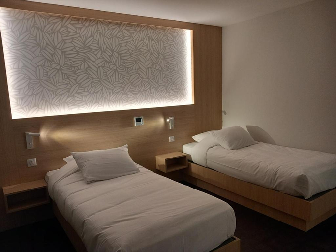 Bedroom 2, Hotel Aster Rest. Aux Arcades, Meurthe-et-Moselle