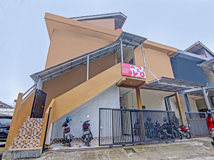 Exterior & Views 1, OYO Life 91268 Homestay Bu Erma Syariah, Palembang