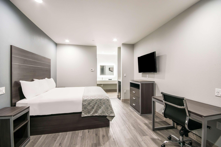 Bedroom 4, Americas Best Value Inn & Suites Northeast Houston, Houston