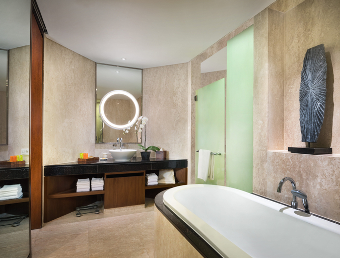 Bathroom 13