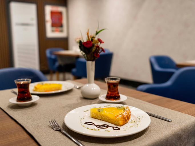 Food & Drinks 4, The Bosfor Hotel, Fatih
