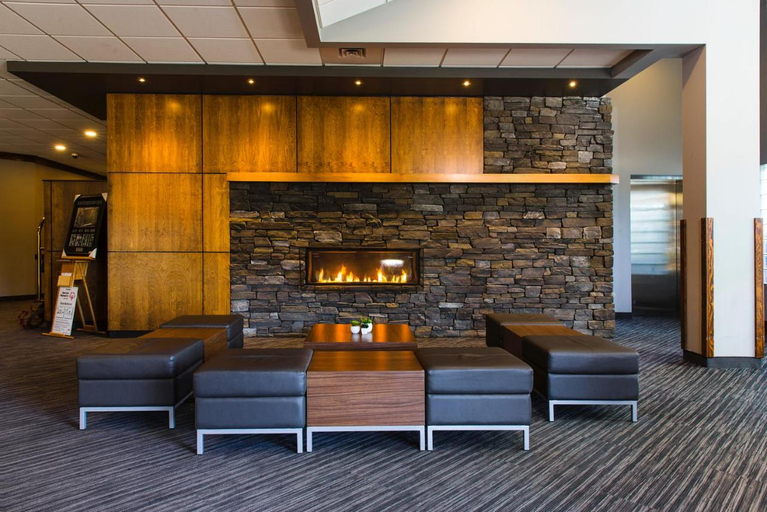 Public Area 2, Days Inn & Conference Centre by Wyndham Prince Albert, Division No. 15