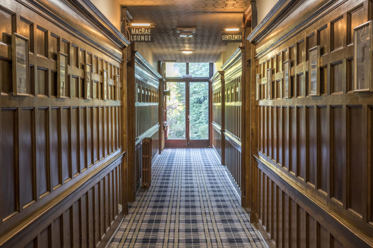 Public Area 2, The Highland Hotel Strathpeffer by Belvilla, Highland