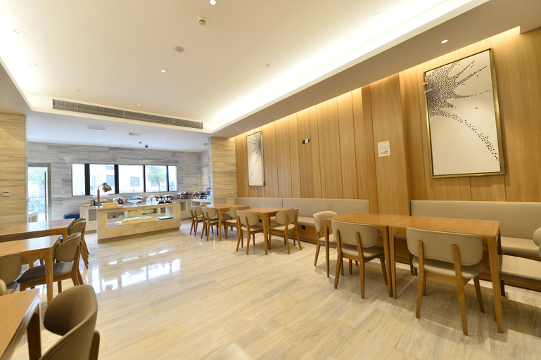 Food & Drinks 5, JI Hotel (Shanghai Jindu Road), Shanghai