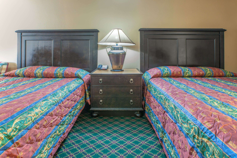 Bedroom 4, Knights Inn - Forest Hill, TX, Tarrant