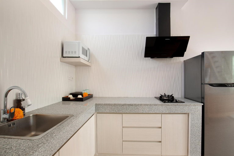 Dining Room 16