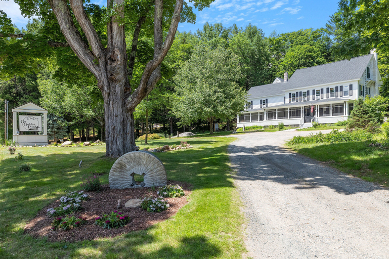 Inn On Golden Pond, Grafton