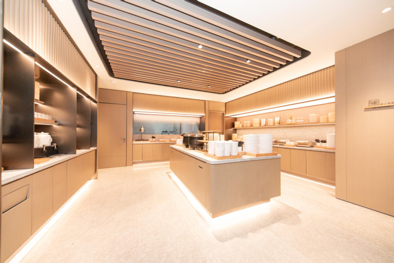 Dining Room 14
