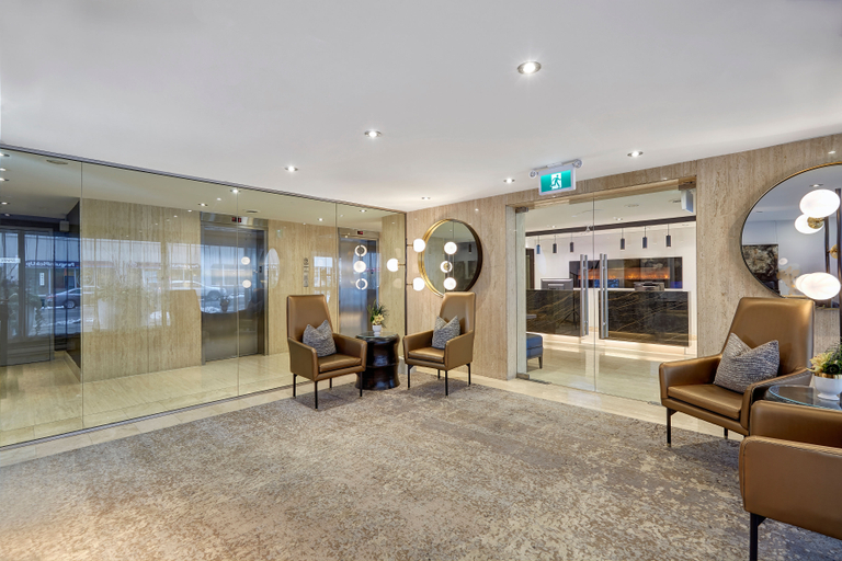 Public Area 2, Town Inn Suites Hotel, Toronto