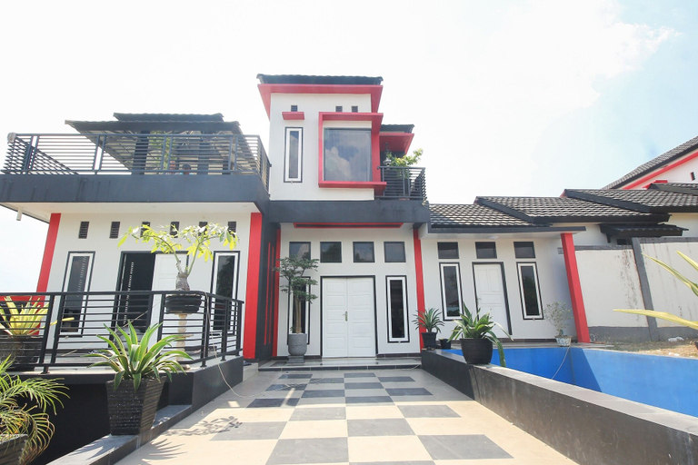 Exterior & Views 2, OYO 3399 Gea Guest HouseNearGramedia Mall, Palembang