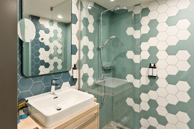 Bathroom 4, Spark by Hilton Vienna Donaustadt, Wien