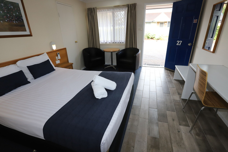 Bedroom 25