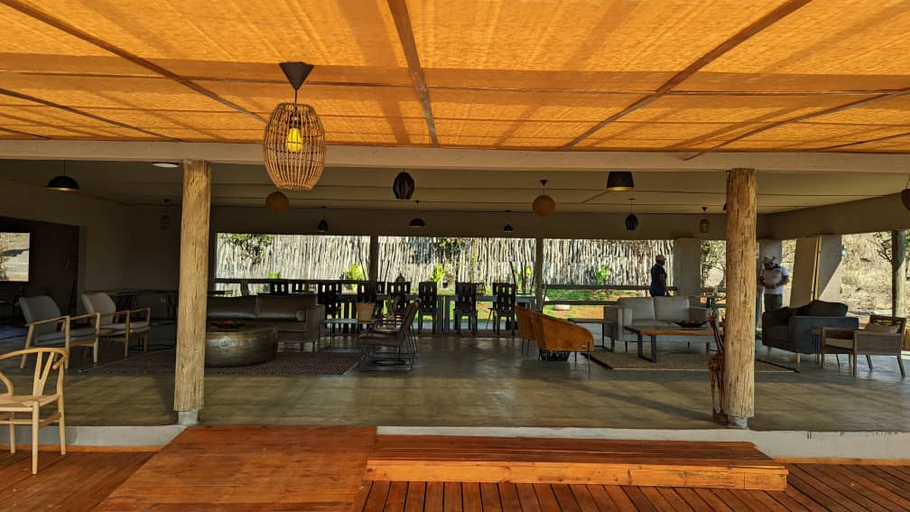Public Area 2, Xhabe Safari Lodge, Chobe