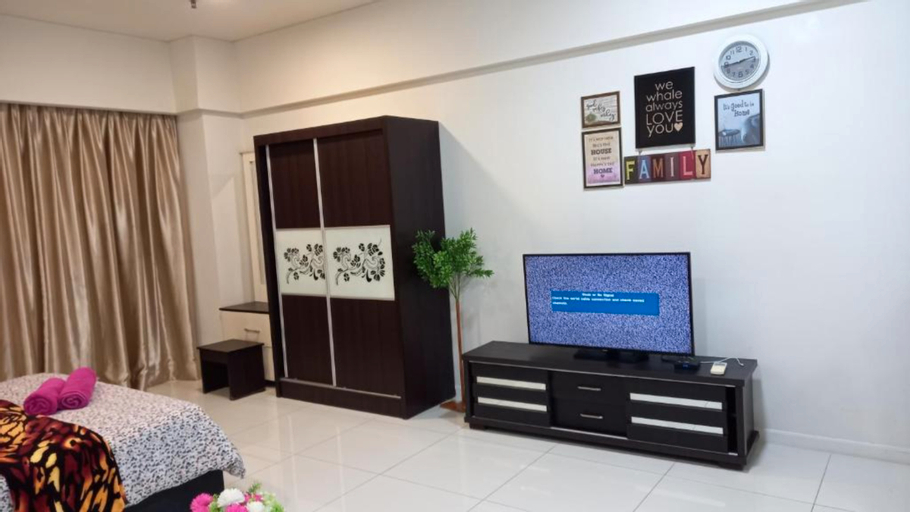 Bedroom 13