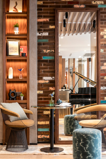 Public Area 2, Le Card Hotel, Paris