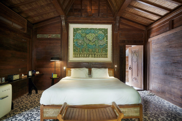 Bedroom 8