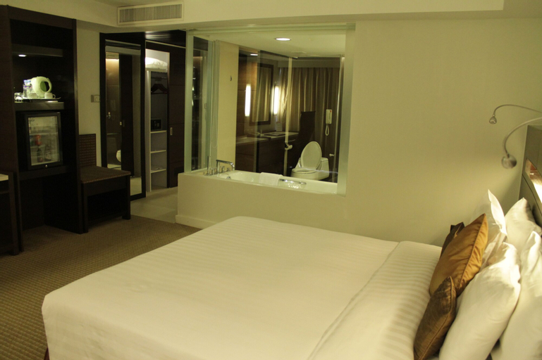 Bedroom 14