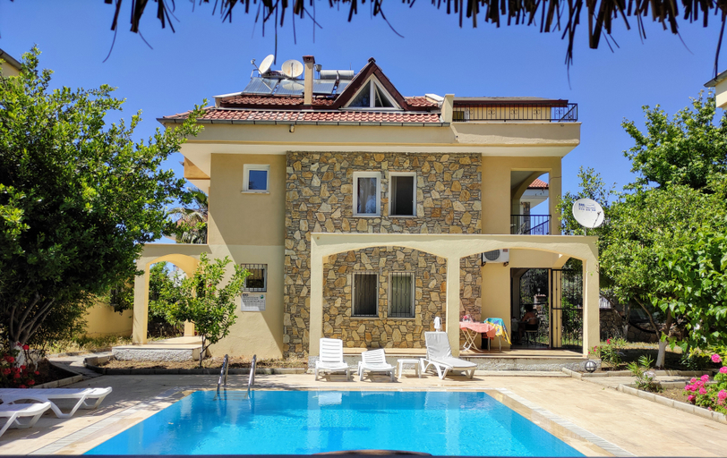 Exterior & Views 2, Çilek's Apart Otel, Fethiye