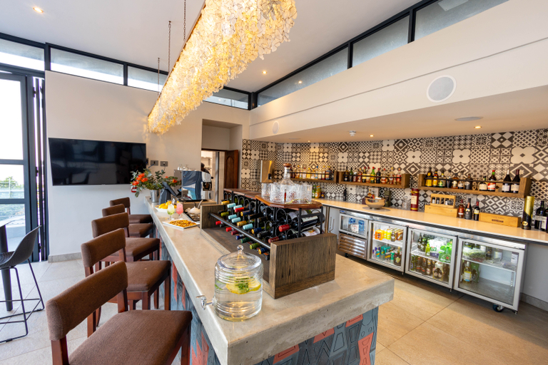 Food & Drinks 4, Angels View, Ehlanzeni