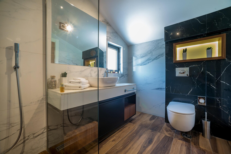 Bathroom 5, Palazzo del Mare - Essenza