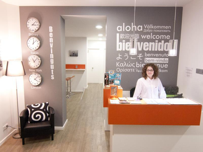 Hostal Live Barcelona 2, Barcelona