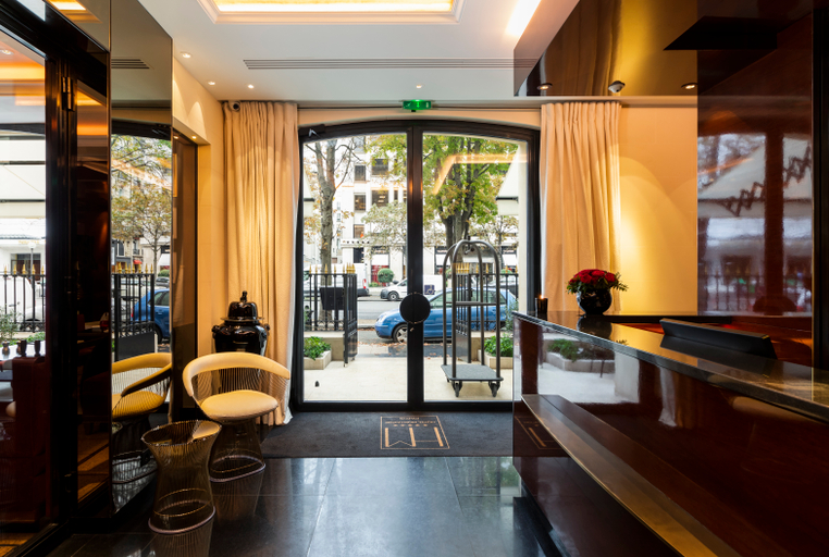 Public Area 3, Hôtel Montaigne, Paris