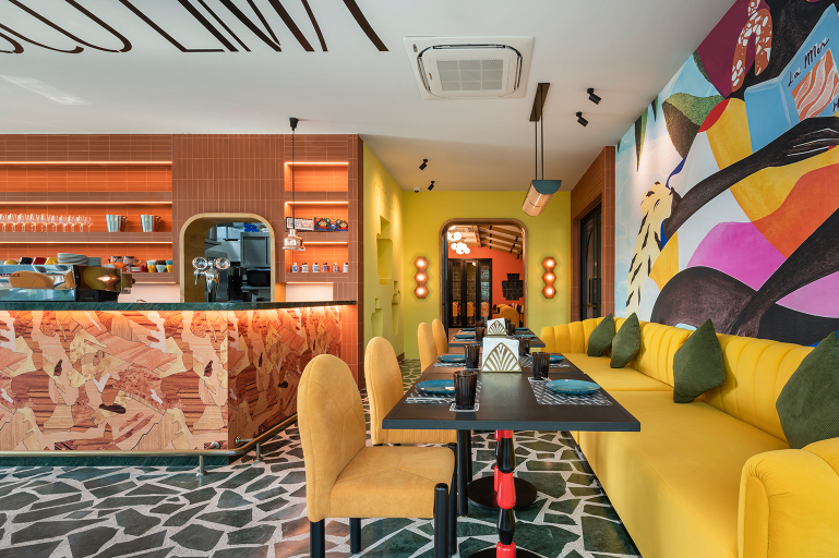 Food & Drinks 3, Hotel Sapin, Pathum Wan