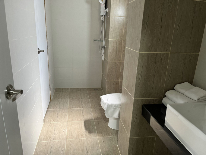 Bathroom 3
