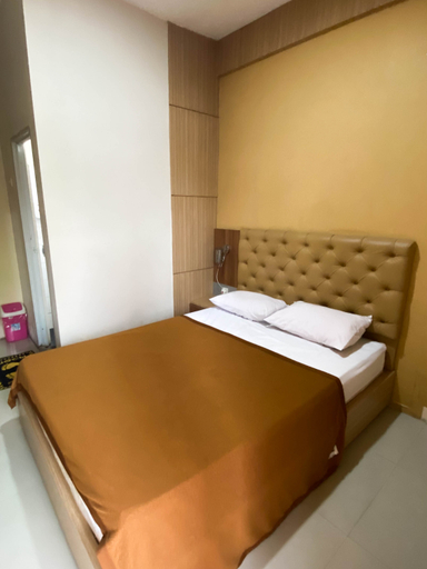 PLUM Xpress Buduran Room Type - Standard Twin Bed