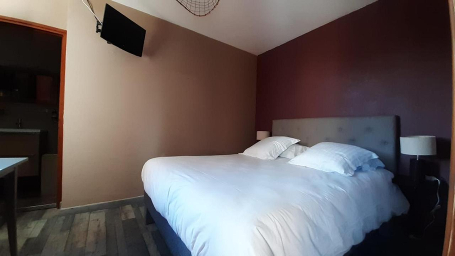 Bedroom, Logis Hotel le 1050, Ardèche