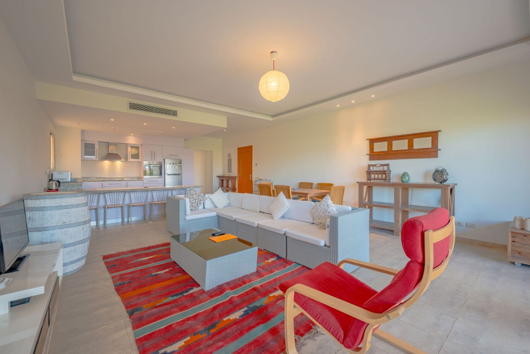 Room 4, Vesta - Luxury APT I - 2BR - Golf, Safaja