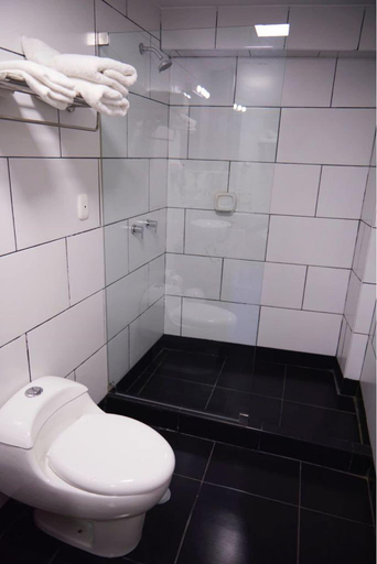Bathroom 4, Anden Inca Hotel, Cusco