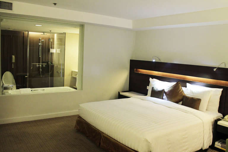 Bedroom 13