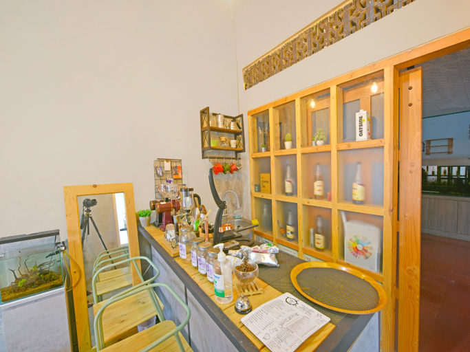 Food & Drinks, SPOT ON 91270 Hotel Arimbi, Cilacap