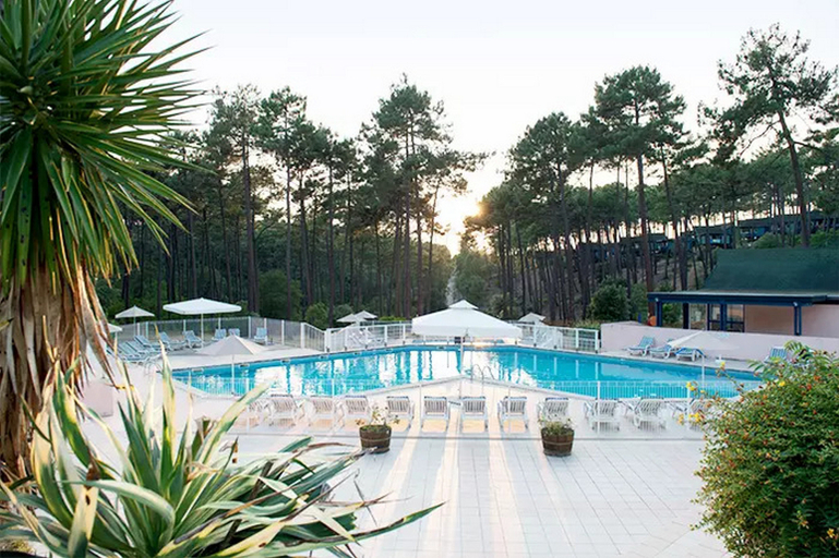 Sport & Beauty 4, SOWELL LES CAVALES, Gironde