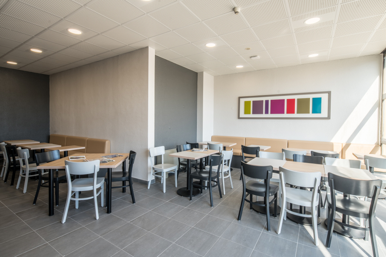 Food & Drinks 2, B&B HOTEL Grenoble Centre Verlaine, Isère