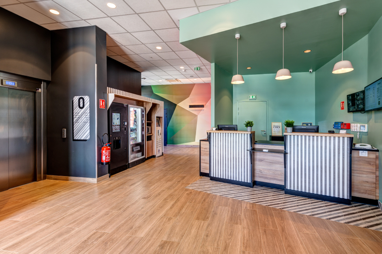 Public Area 3, B&B HOTEL Bois D'Arcy Saint Quentin en Yvelines, Yvelines