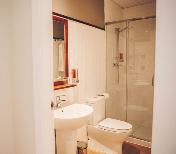 Bathroom 4, Alcazaba Premium Hotel, Málaga