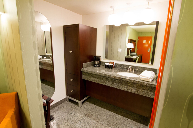 Bathroom 4, Scottsdale Parkview Hotel, Maricopa