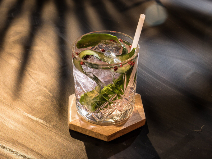 Food & Drinks 5, Hotel Mika Downtown, Budapesti