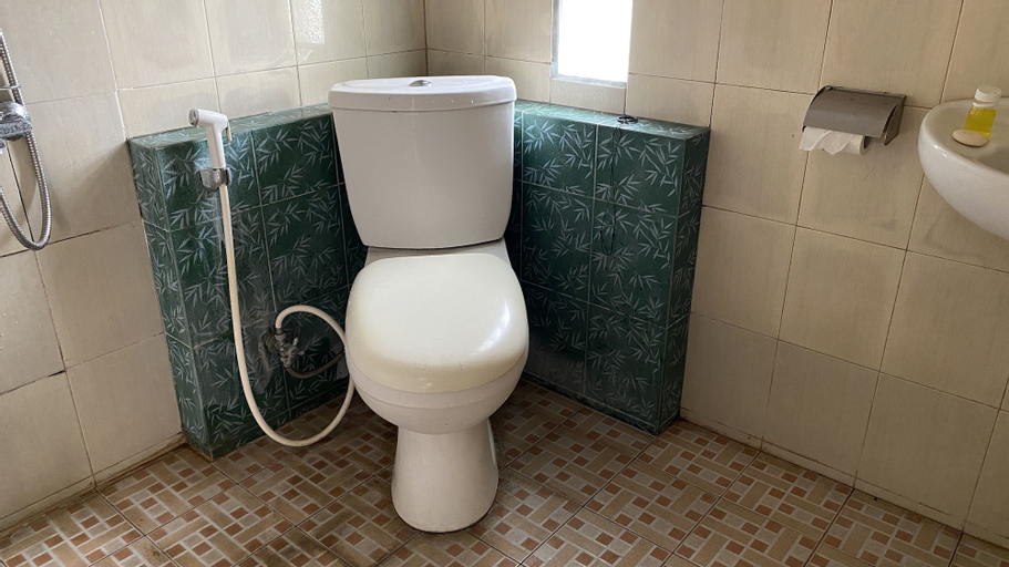 Bathroom 2