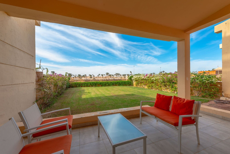 Room 2, Vesta - Luxury APT I - 2BR - Golf, Safaja
