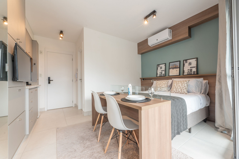 Dining Room 17