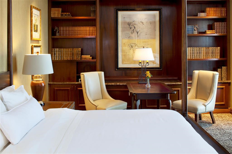 Bedroom 3, Westin Riverwalk San Antonio, Bexar