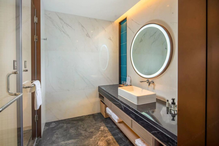 Bathroom 5, Ji'an Grand Skylight International Hotel, Ji'an